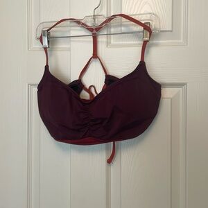 Adjustable, underwire sport bikini top